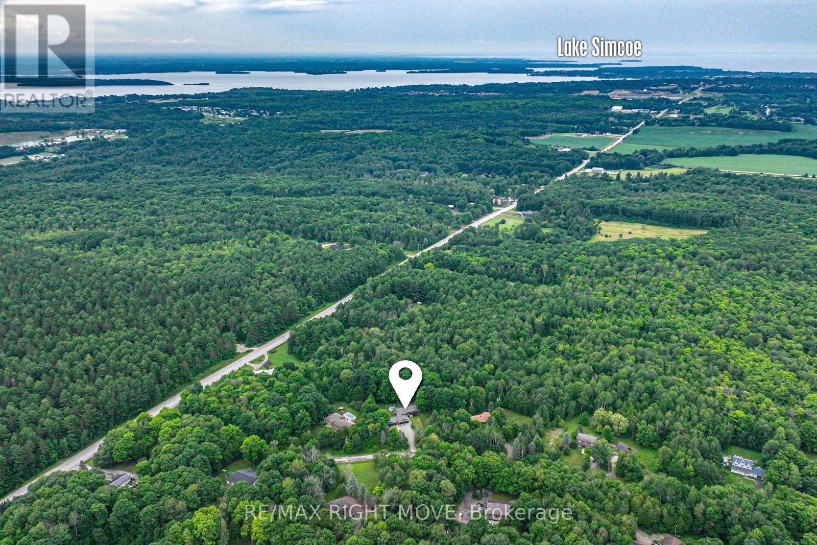 1220 BIRCHCLIFFE CRESCENT - 46