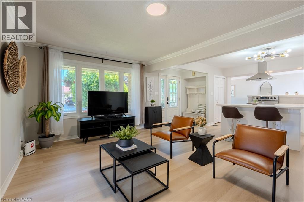 80 CHILTON Drive - 5