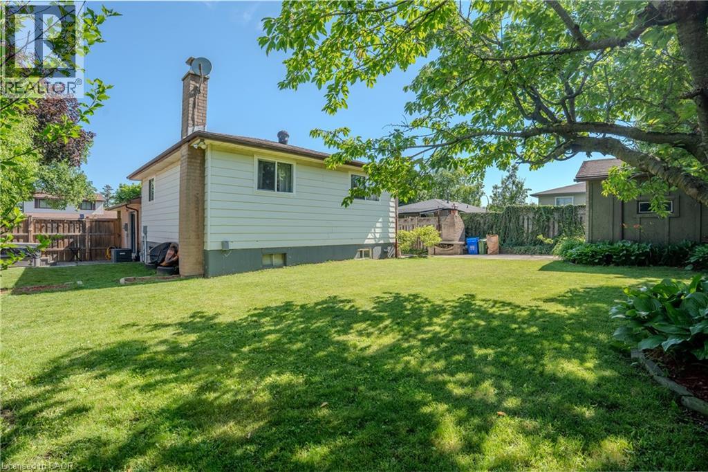 80 CHILTON Drive - Image 34