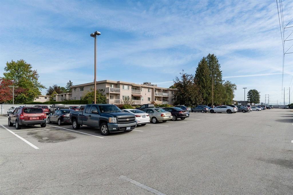 1 Bath Apartment for Sale in Delta – 123 11806 88 AVENUE, Delta – MLS# R3147663 - Image 31