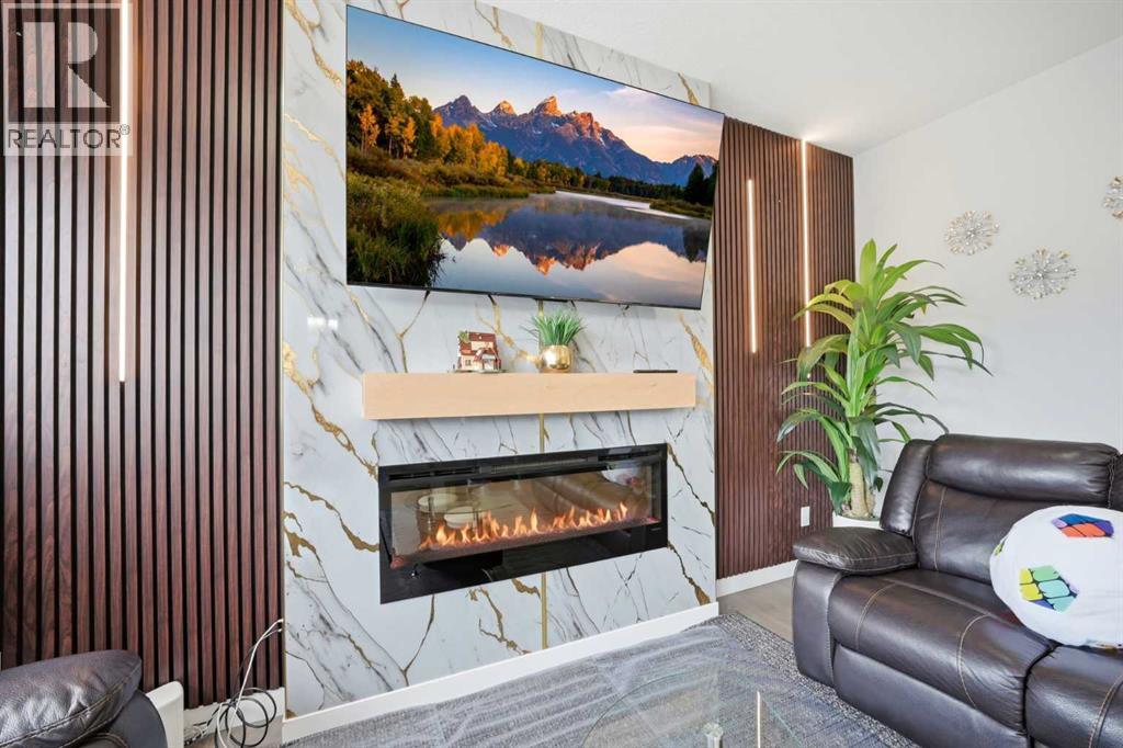 241 Homestead Crescent NE - 15