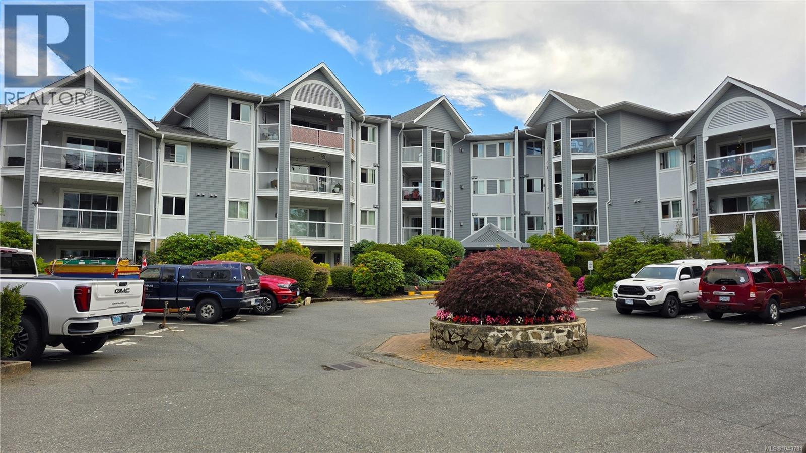 #108 3206 Alder St - 38