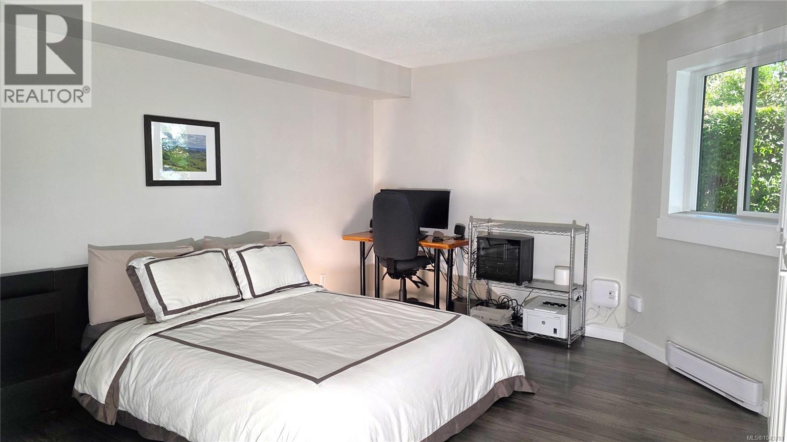 #108 3206 Alder St - 21
