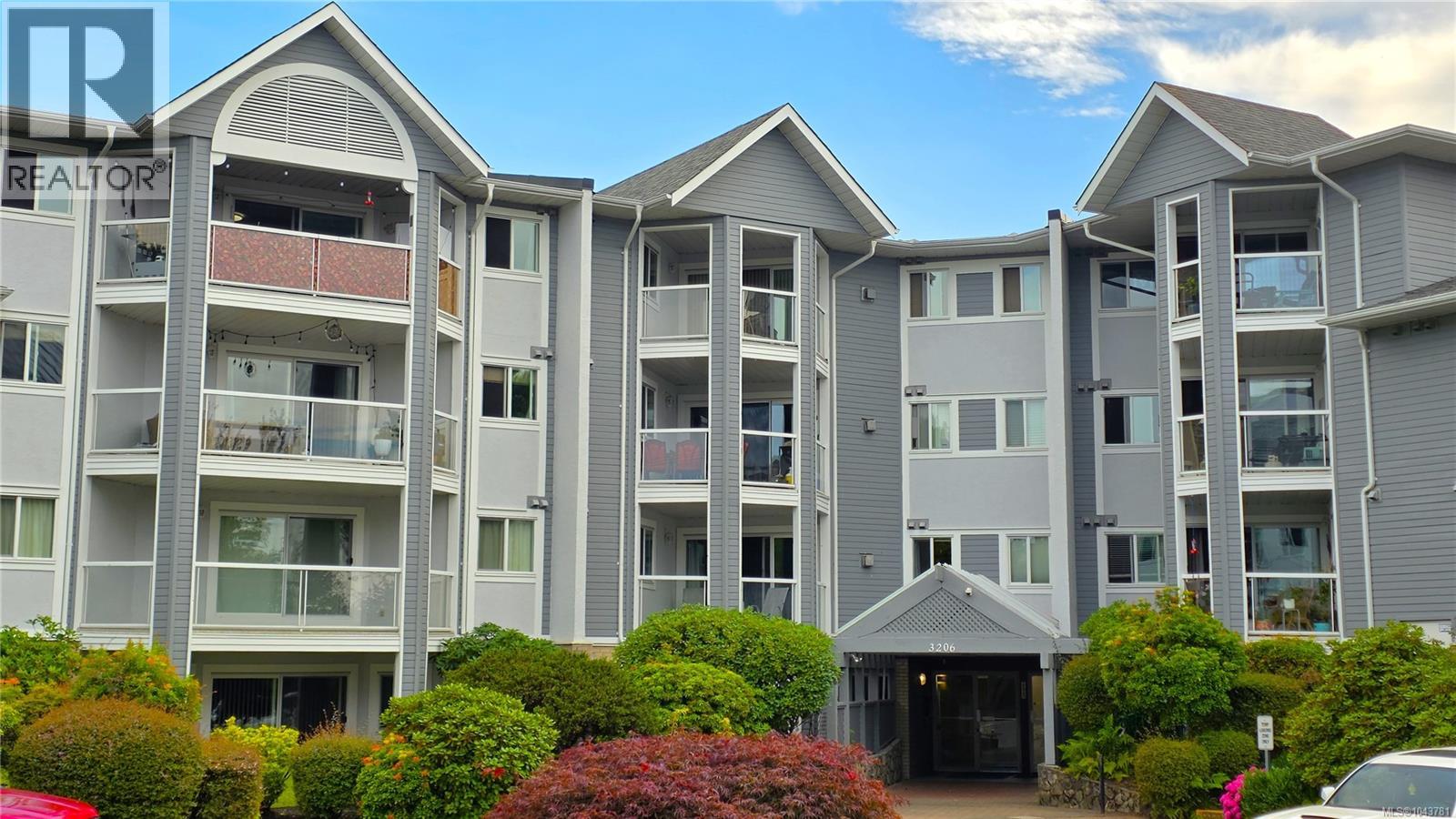 #108 3206 Alder St - 39