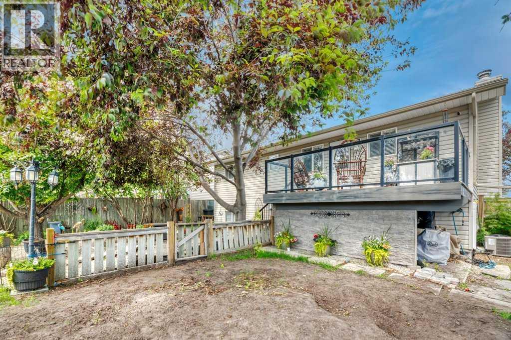 1924 Strathcona Terrace - 8