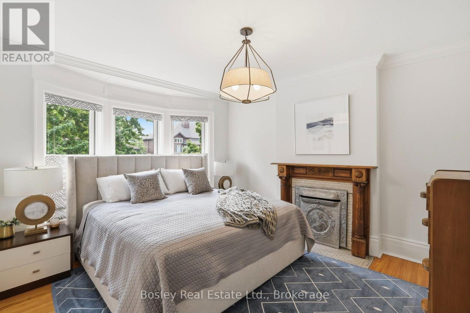 202 PINE STREET - 17