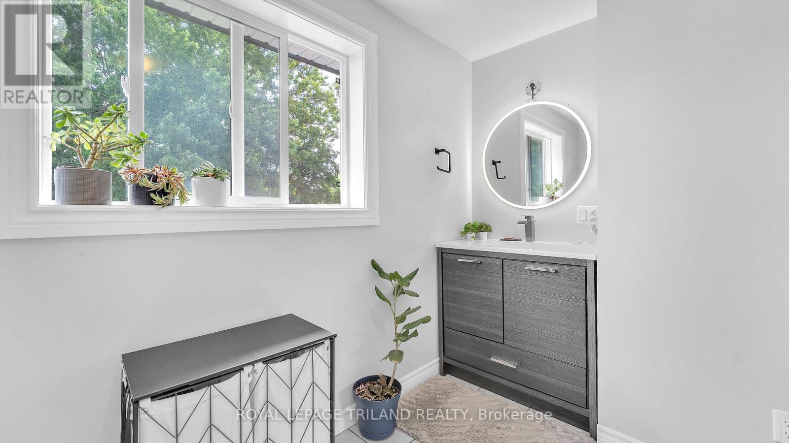 51 ASHBURY AVENUE - 17