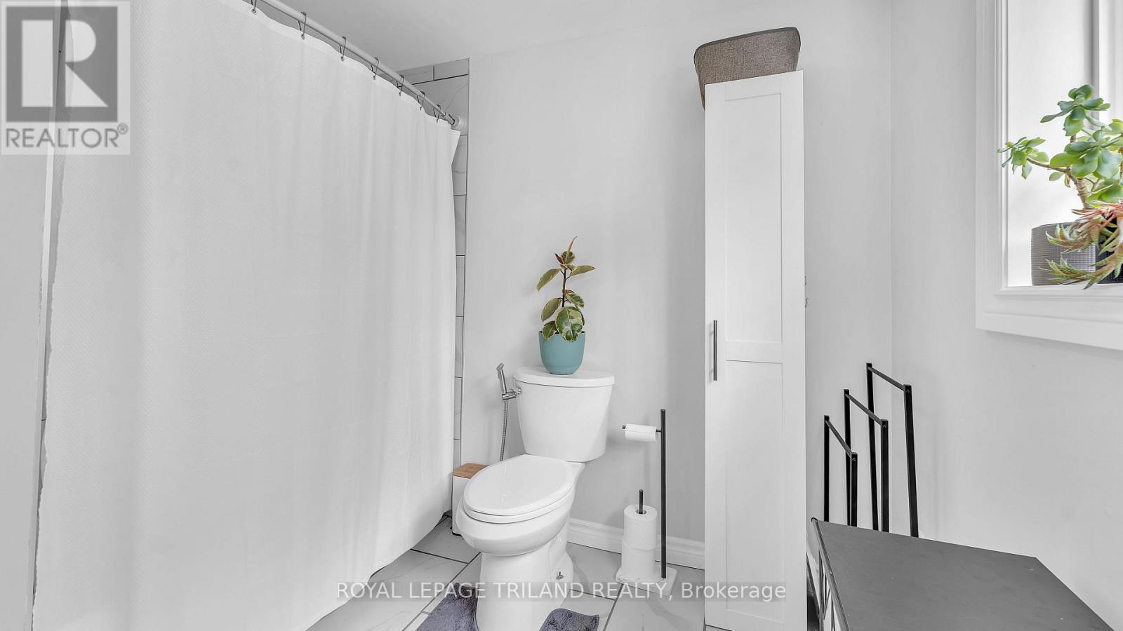 51 ASHBURY AVENUE - 16
