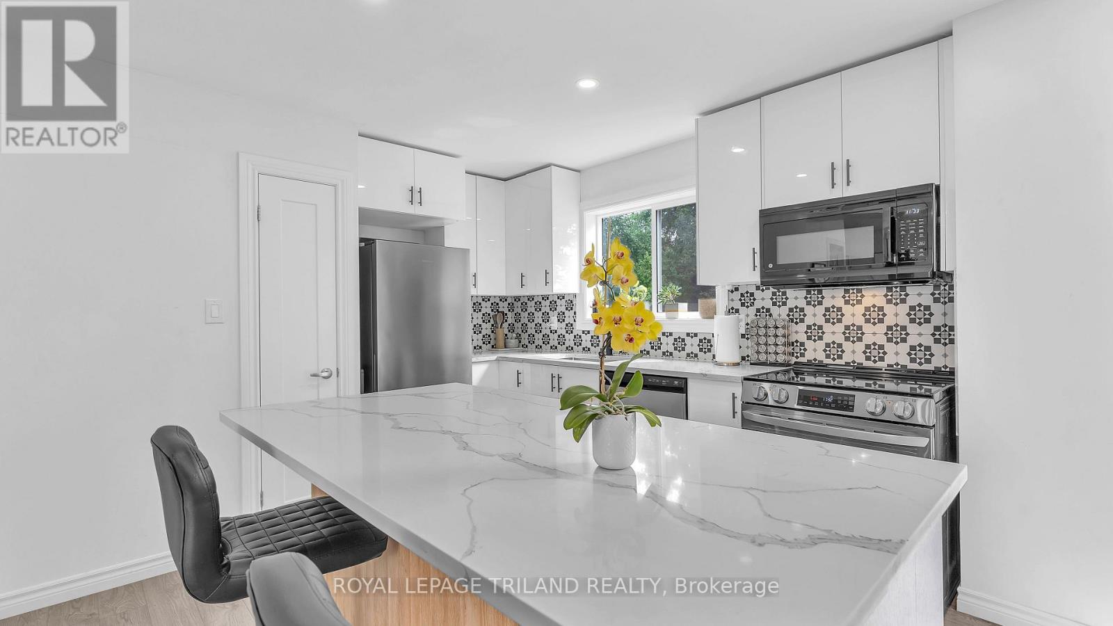 51 ASHBURY AVENUE - 7