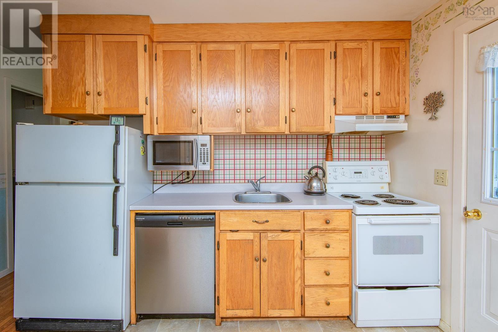 226 Peter Dugas Road - 17