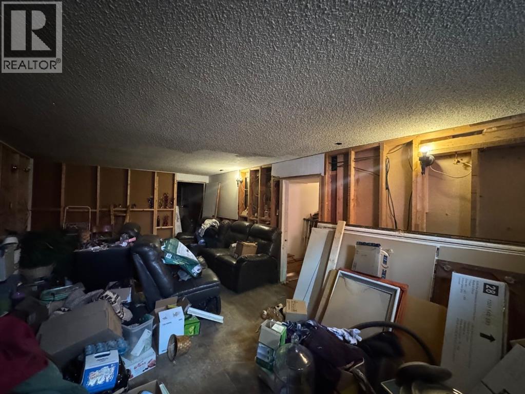 4203 106 Avenue - 32
