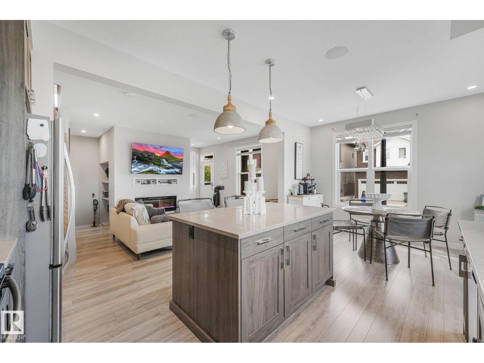 2027 201 ST NW - 21