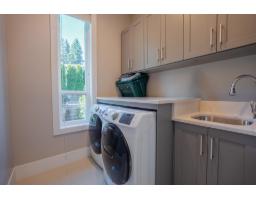 12528 52a Avenue, Surrey, BC V3X3K3 Photo 24