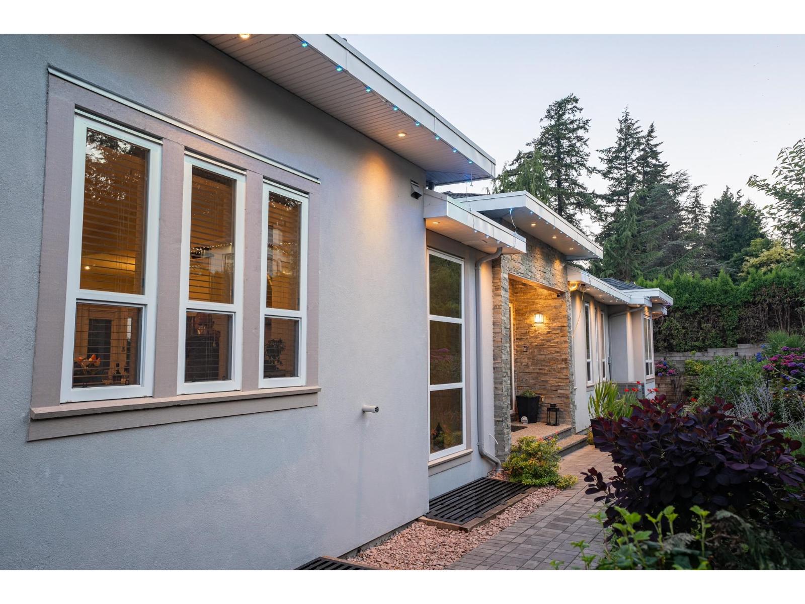 12528 52A AVENUE, Surrey — photo 3