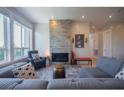 12528 52a Avenue, Surrey, BC V3X3K3 Photo 6