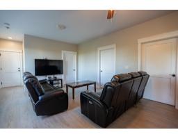 12528 52a Avenue, Surrey, BC V3X3K3 Photo 32