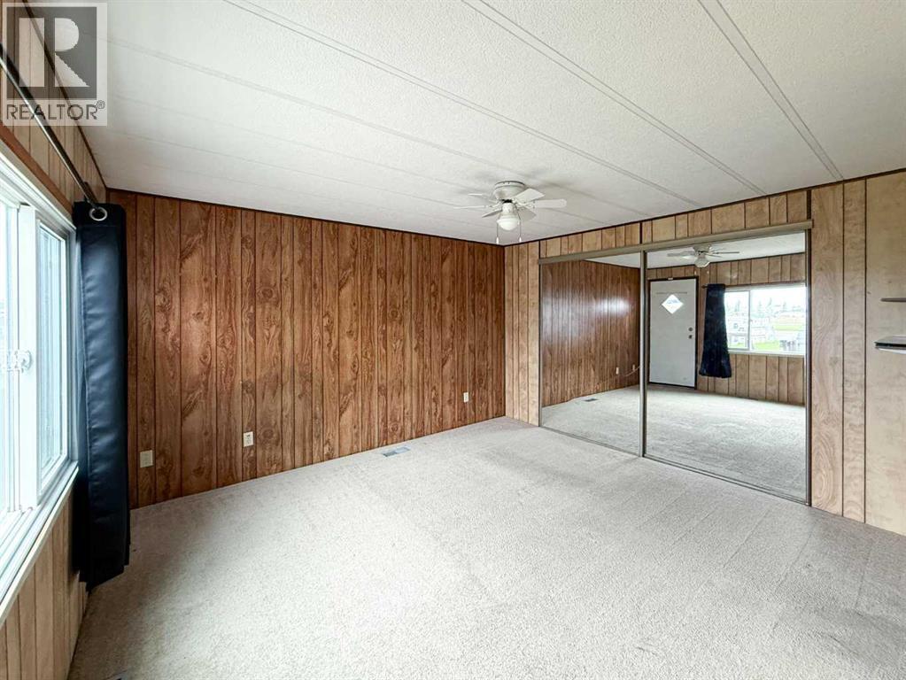 71, 5800 46 Street - 8
