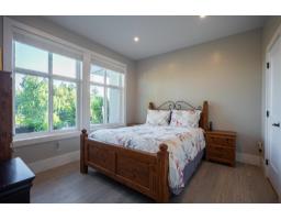 12528 52a Avenue, Surrey, BC V3X3K3 Photo 22