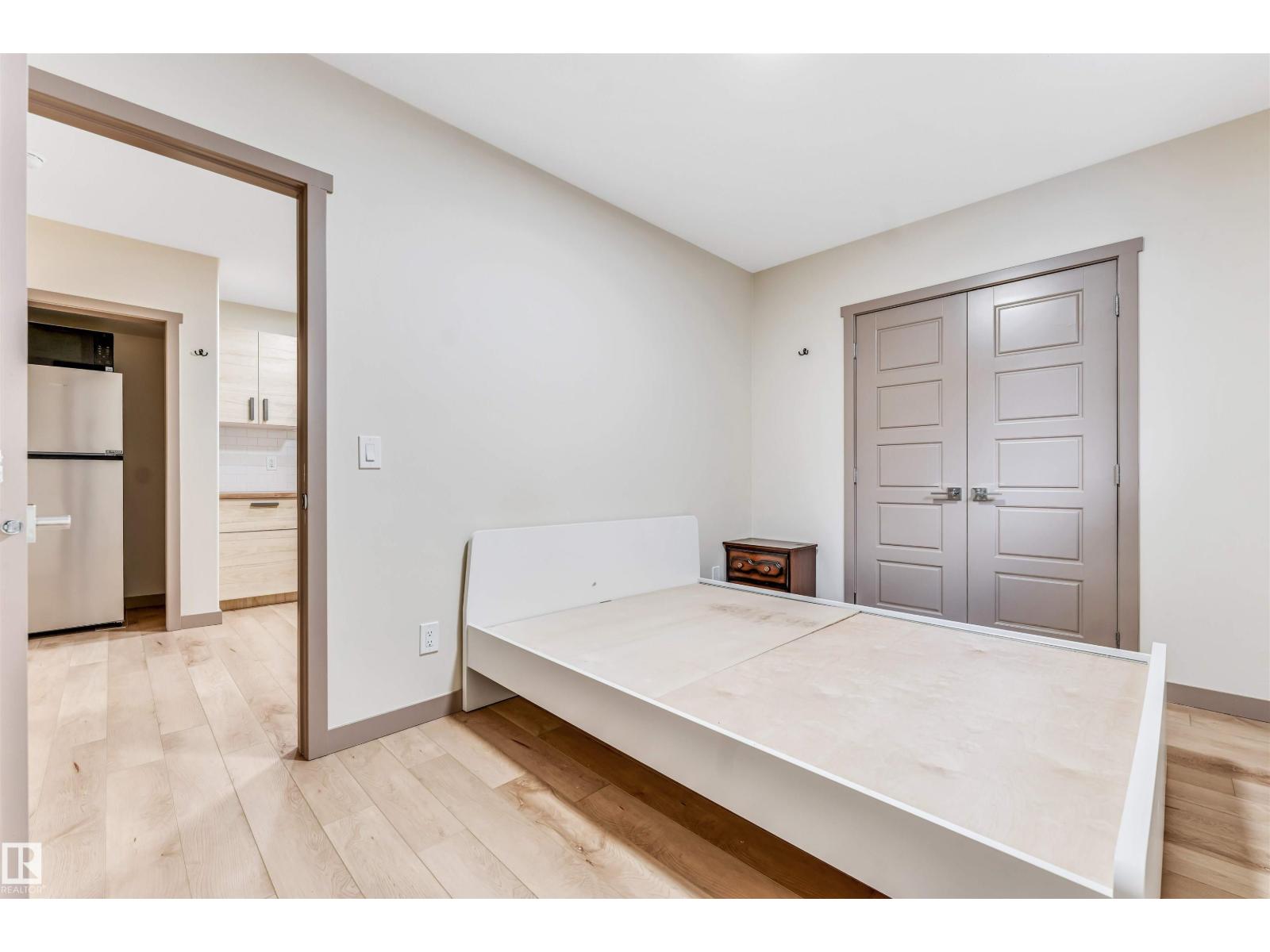 425 41 ST SW - 37