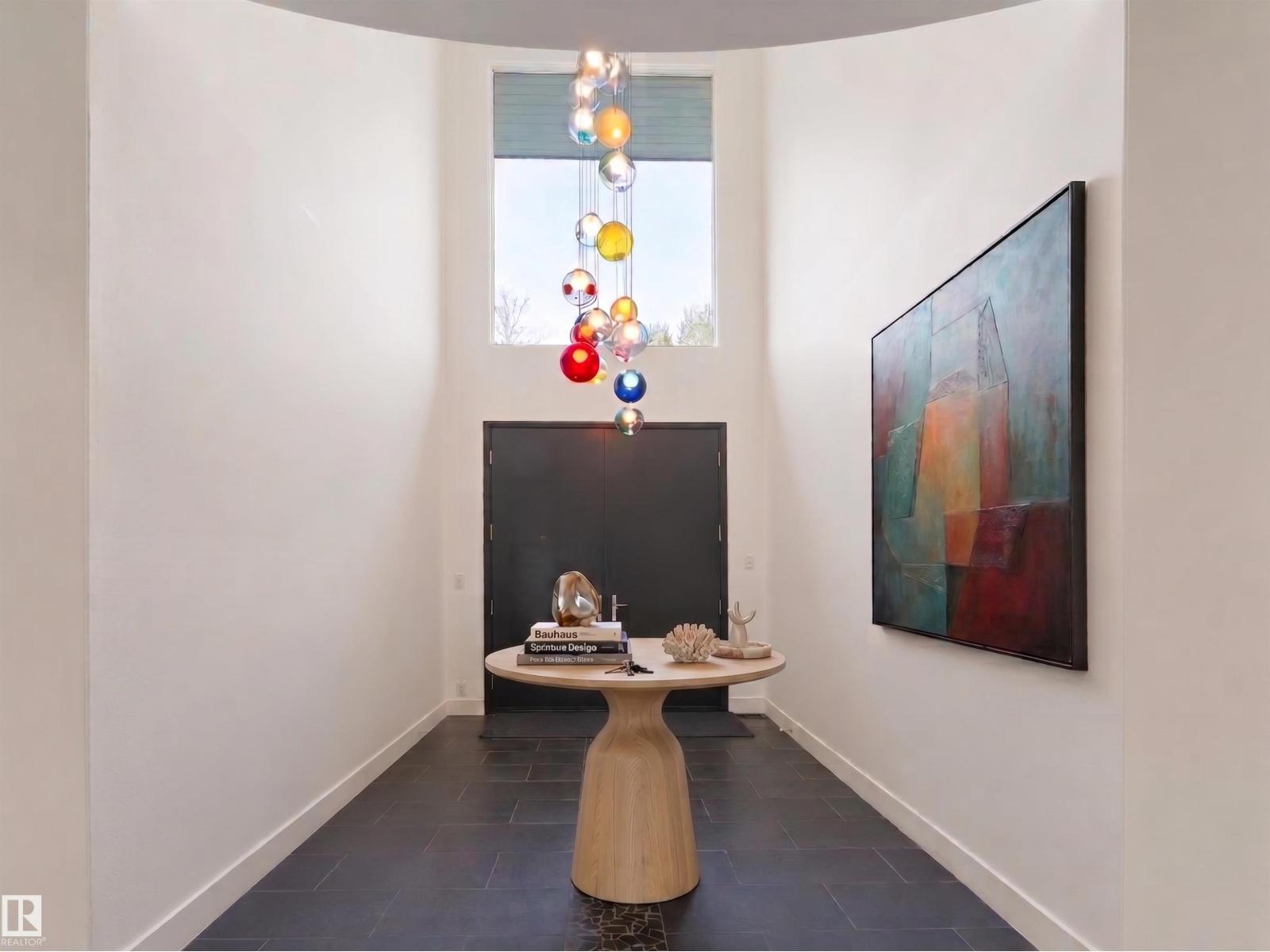 28 RIVERSIDE CR NW - 5