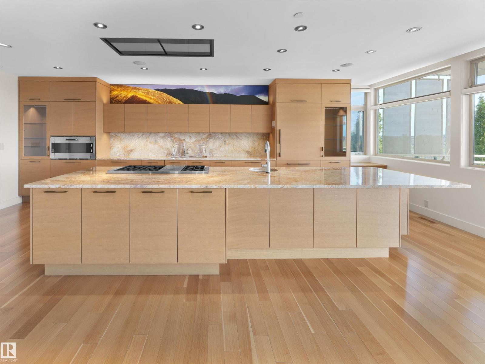 28 RIVERSIDE CR NW - 22