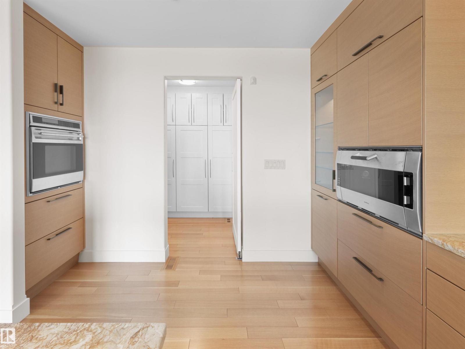 28 RIVERSIDE CR NW - 24
