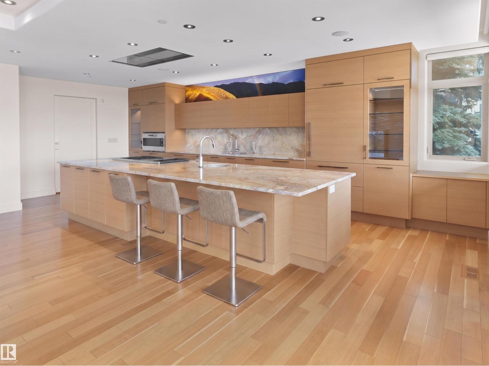 28 RIVERSIDE CR NW - 21
