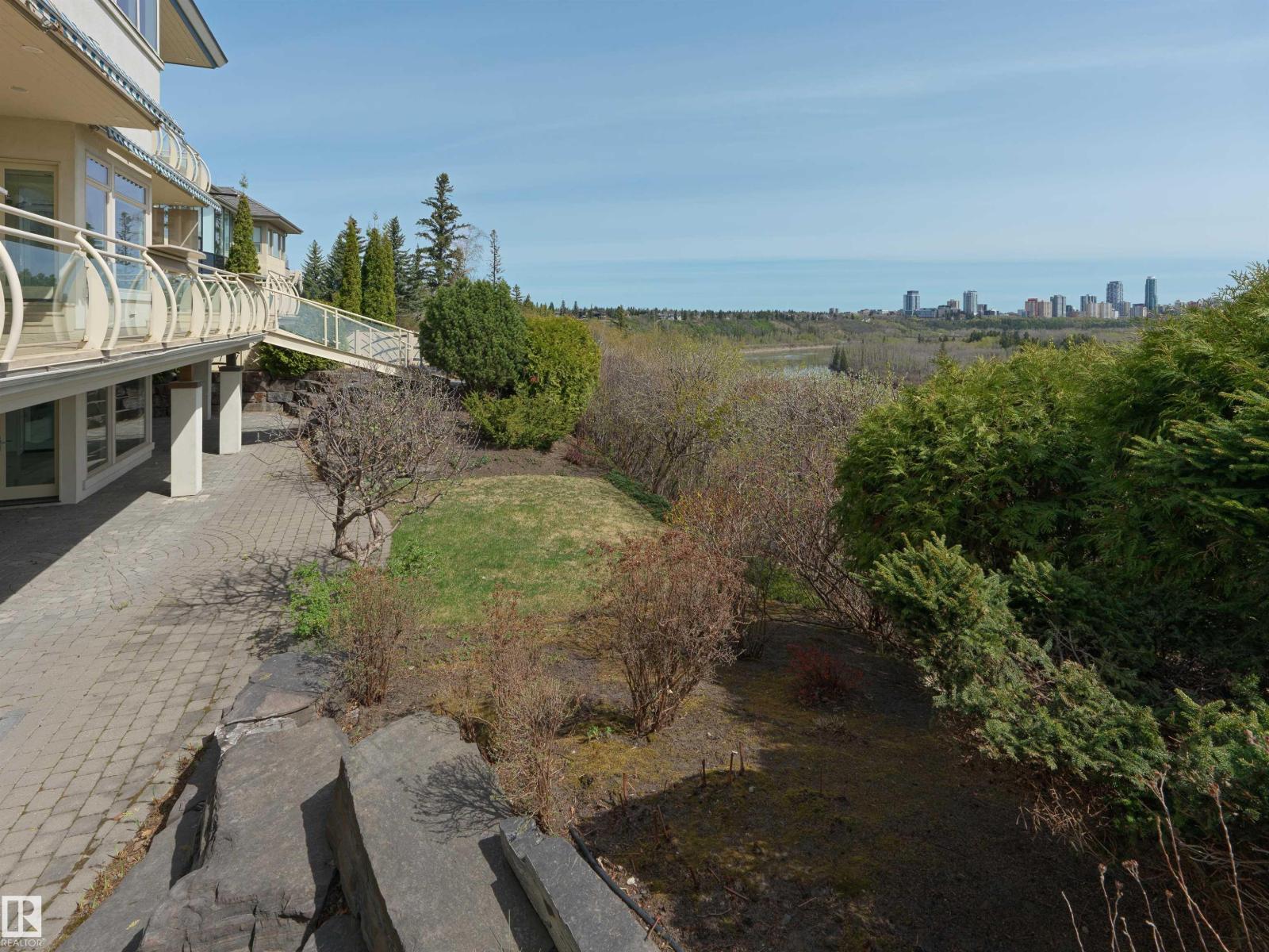 28 RIVERSIDE CR NW - 57