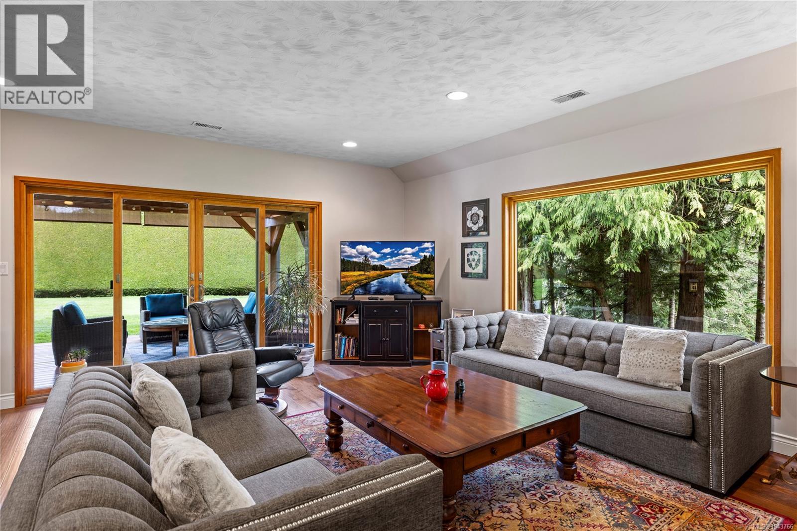 1204 Bazett Rd - 7