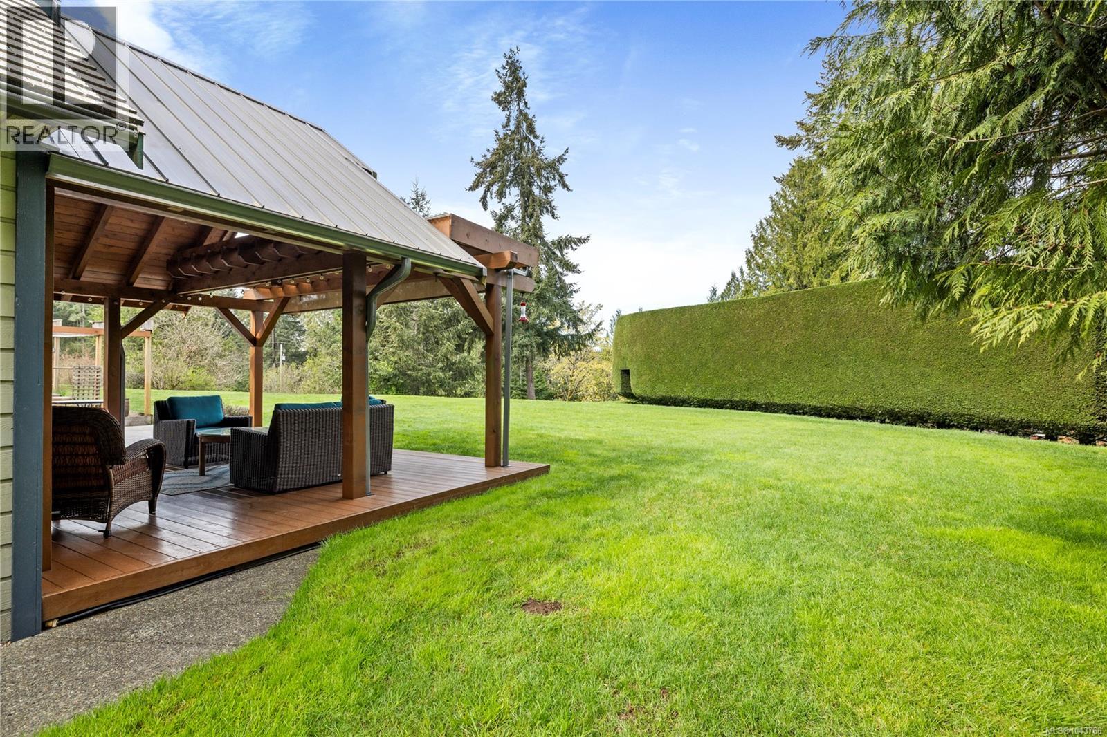 1204 Bazett Rd - 3