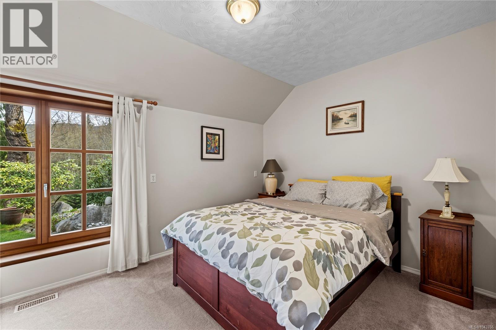 1204 Bazett Rd - 23