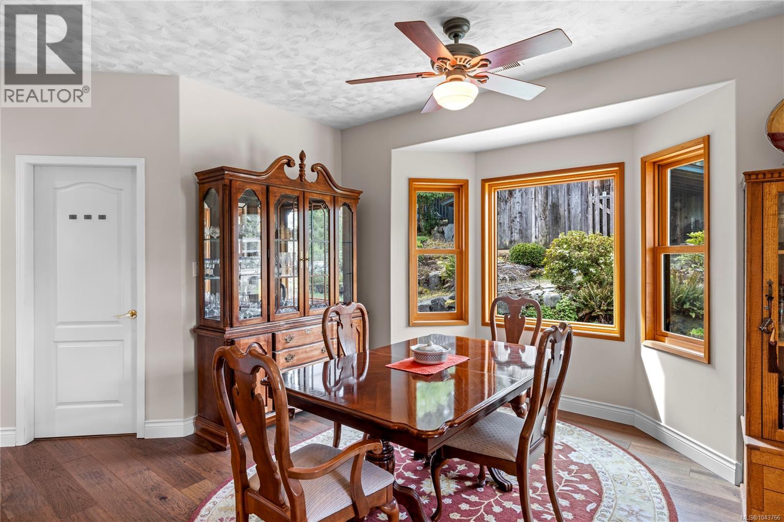 1204 Bazett Rd - 16
