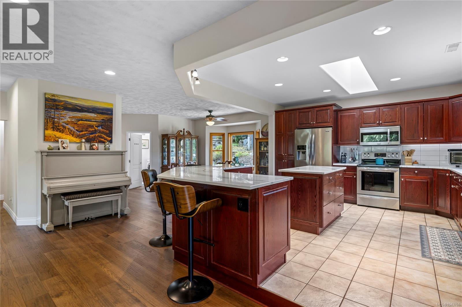 1204 Bazett Rd - 10
