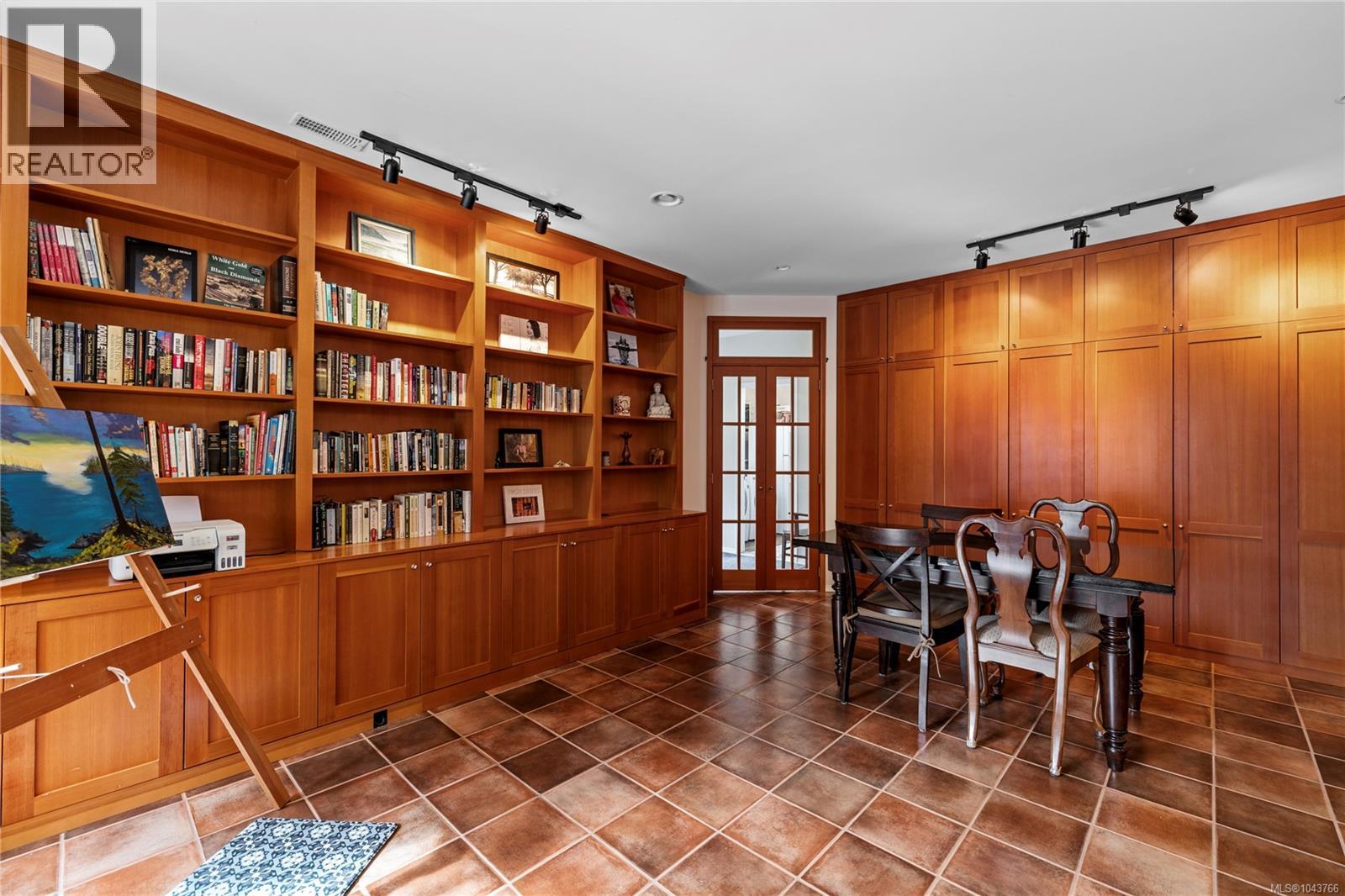 1204 Bazett Rd - 19