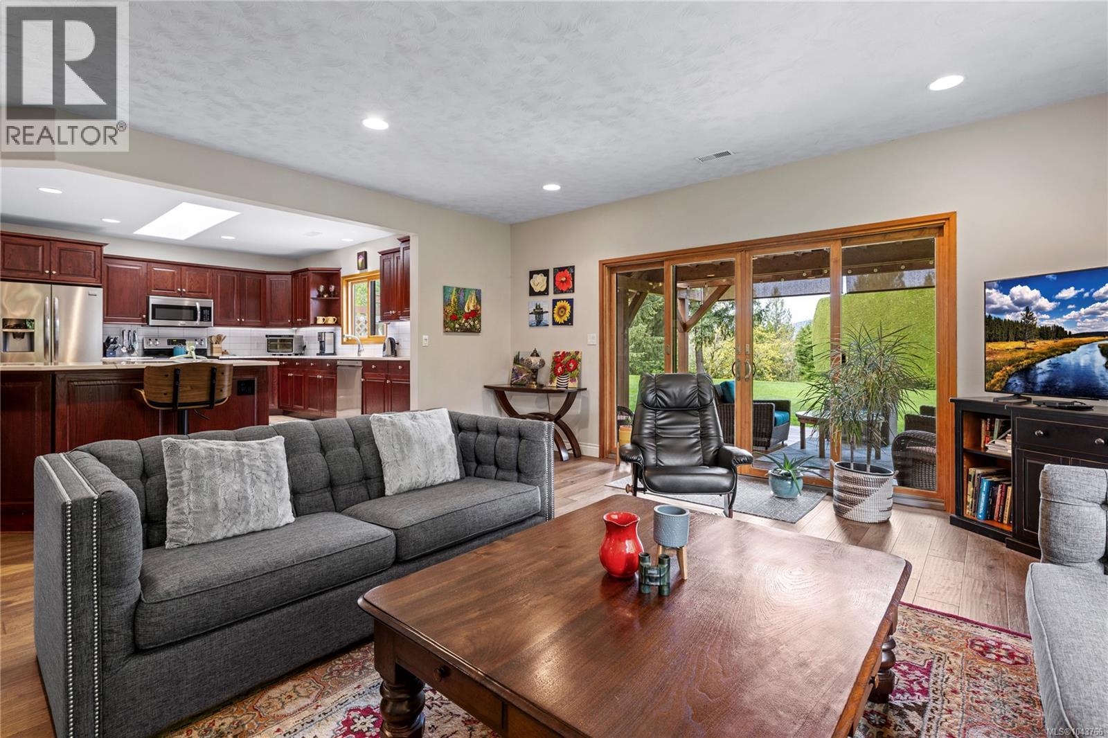 1204 Bazett Rd - 9
