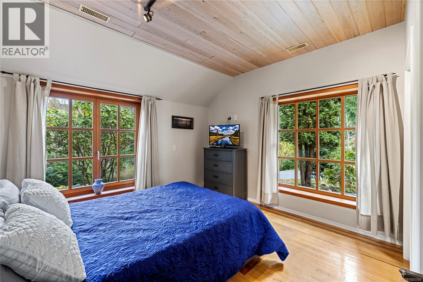 1204 Bazett Rd - 22