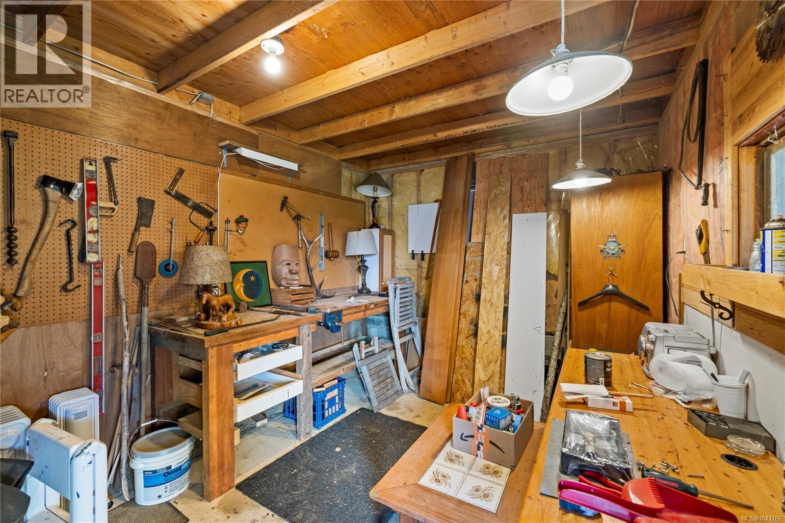 1204 Bazett Rd - 46