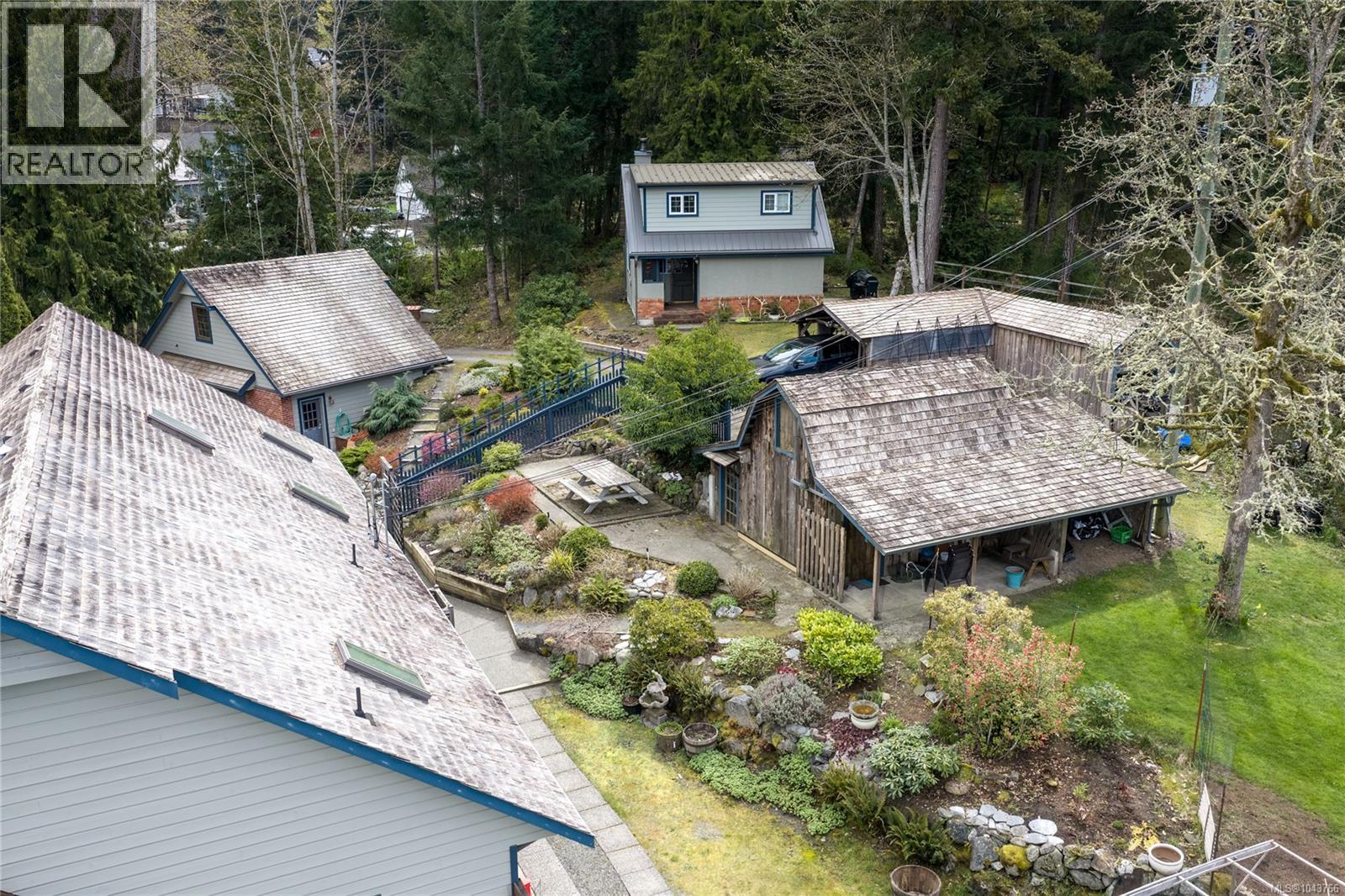 1204 Bazett Rd - 51