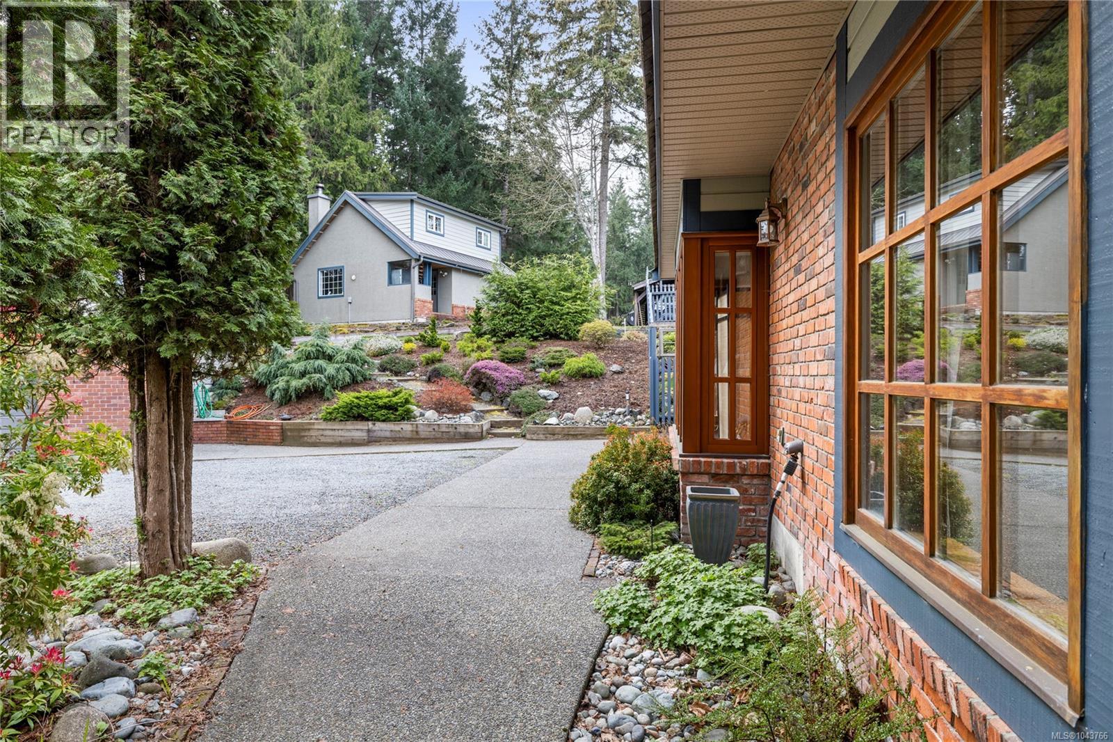 1204 Bazett Rd - 39