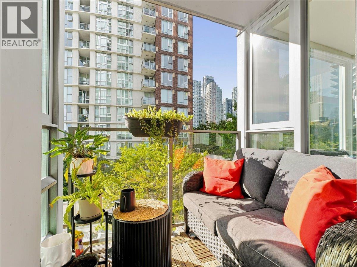 608 1495 RICHARDS STREET, Vancouver