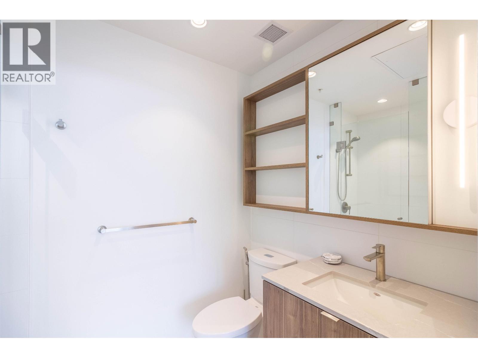 2 Bed, 2 Bath House for Sale in Coquitlam – 2002 505 NELSON STREET, Coquitlam – MLS# R3128184 - Image 27