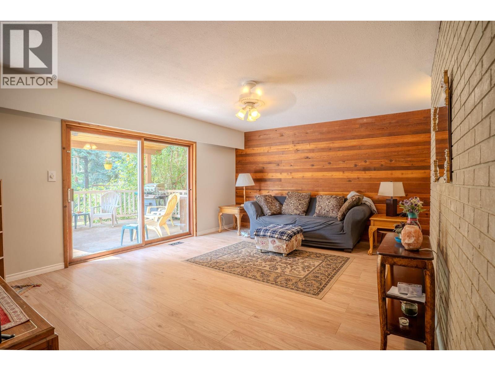 4289 DUNSMUIR Road - 15