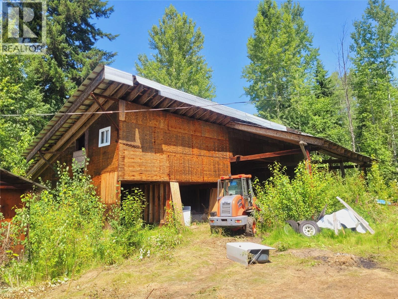 5353 Clearwater Valley Road - Image 11
