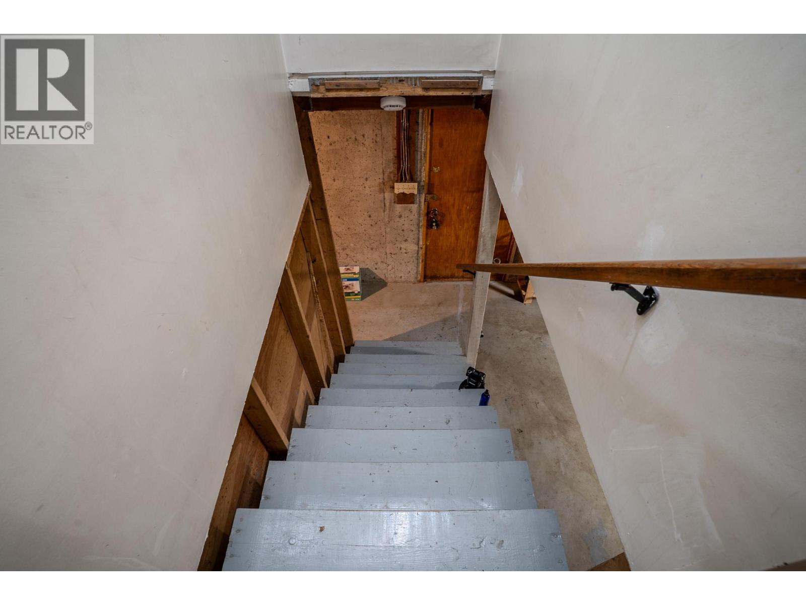 4289 DUNSMUIR Road - 36