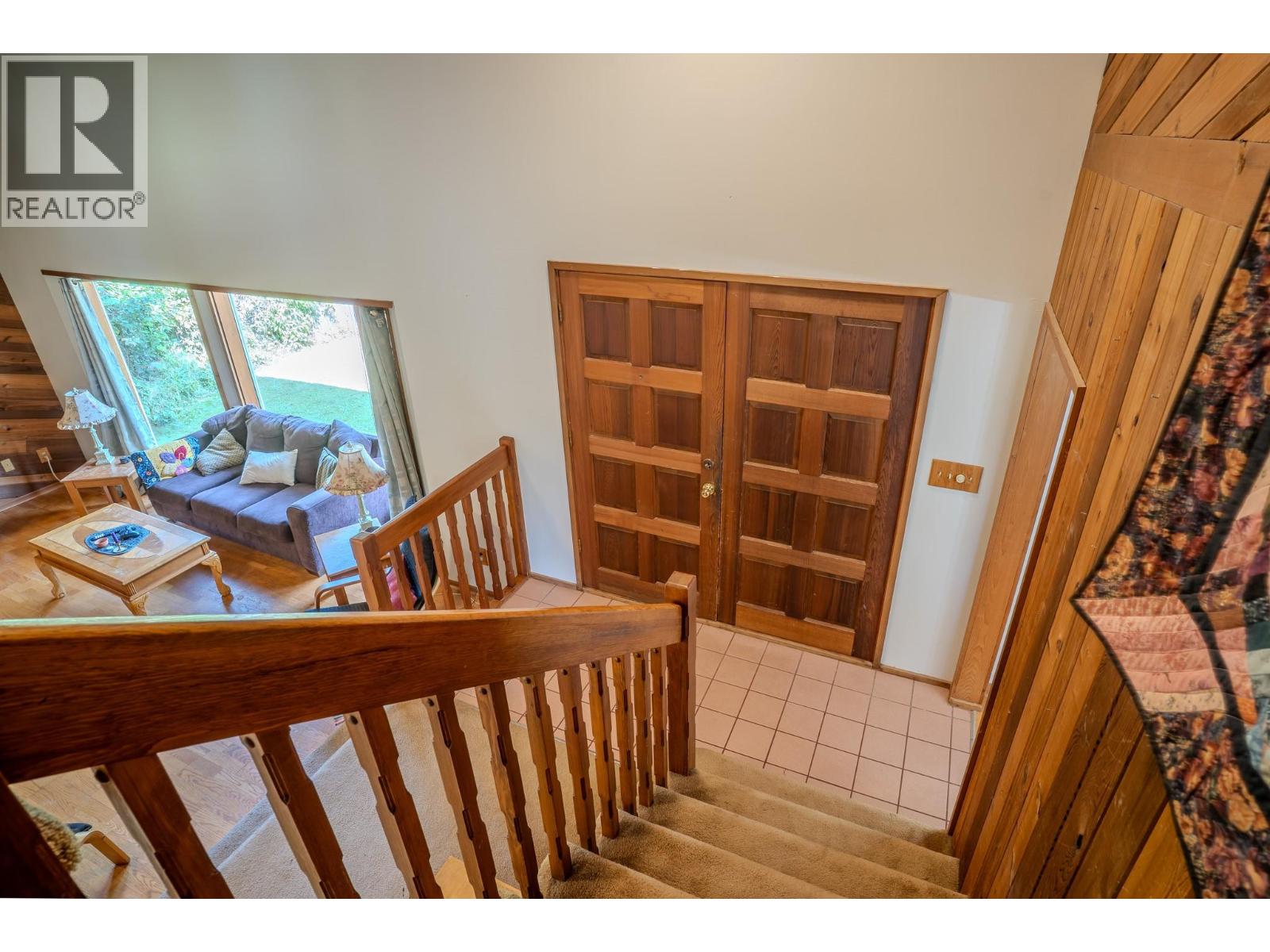 4289 DUNSMUIR Road - 9