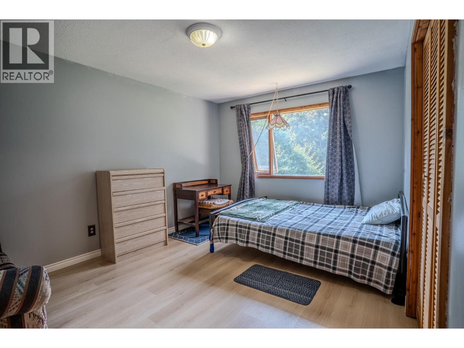 4289 DUNSMUIR Road - 28