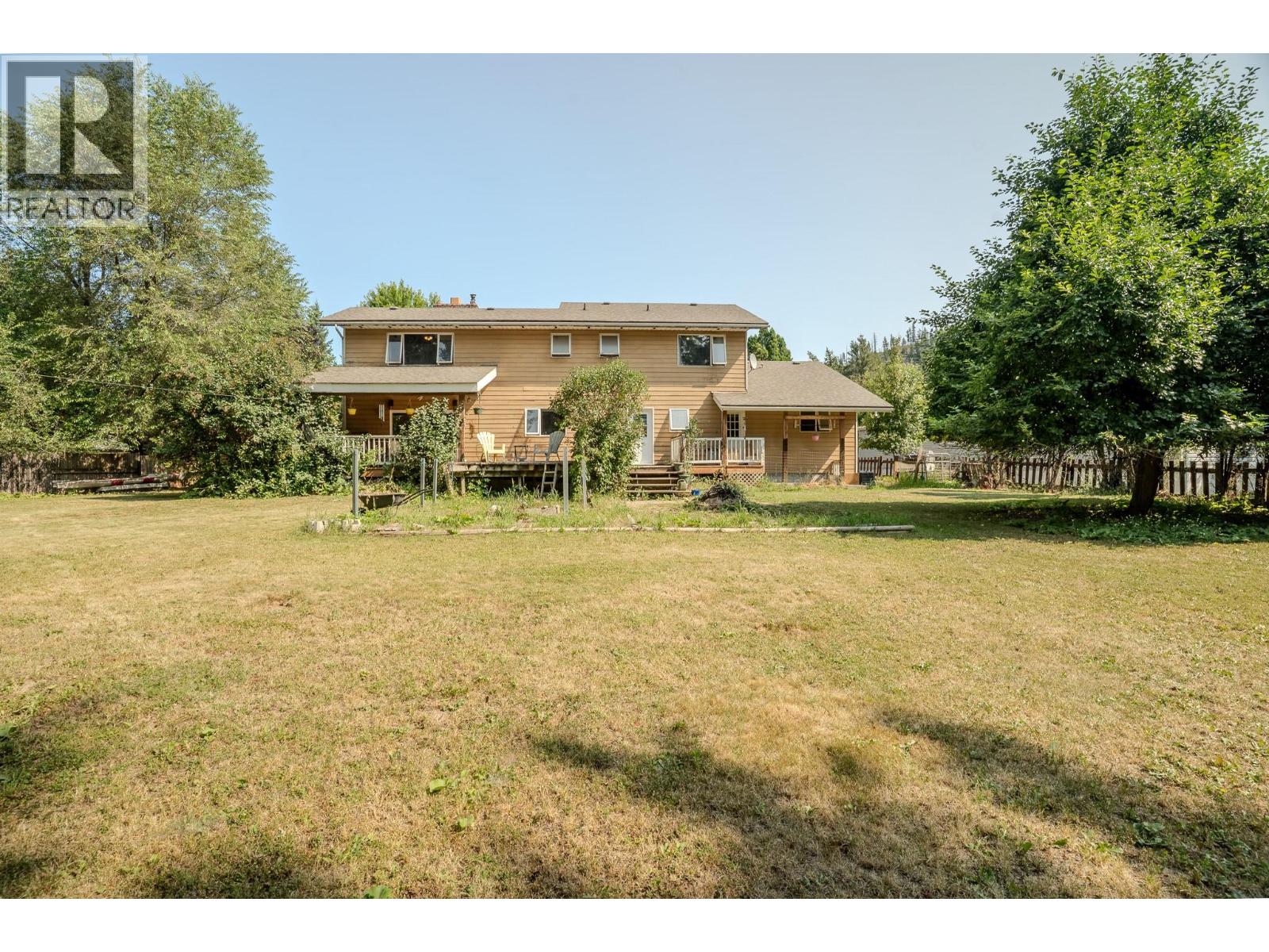 4289 DUNSMUIR Road - Image 42