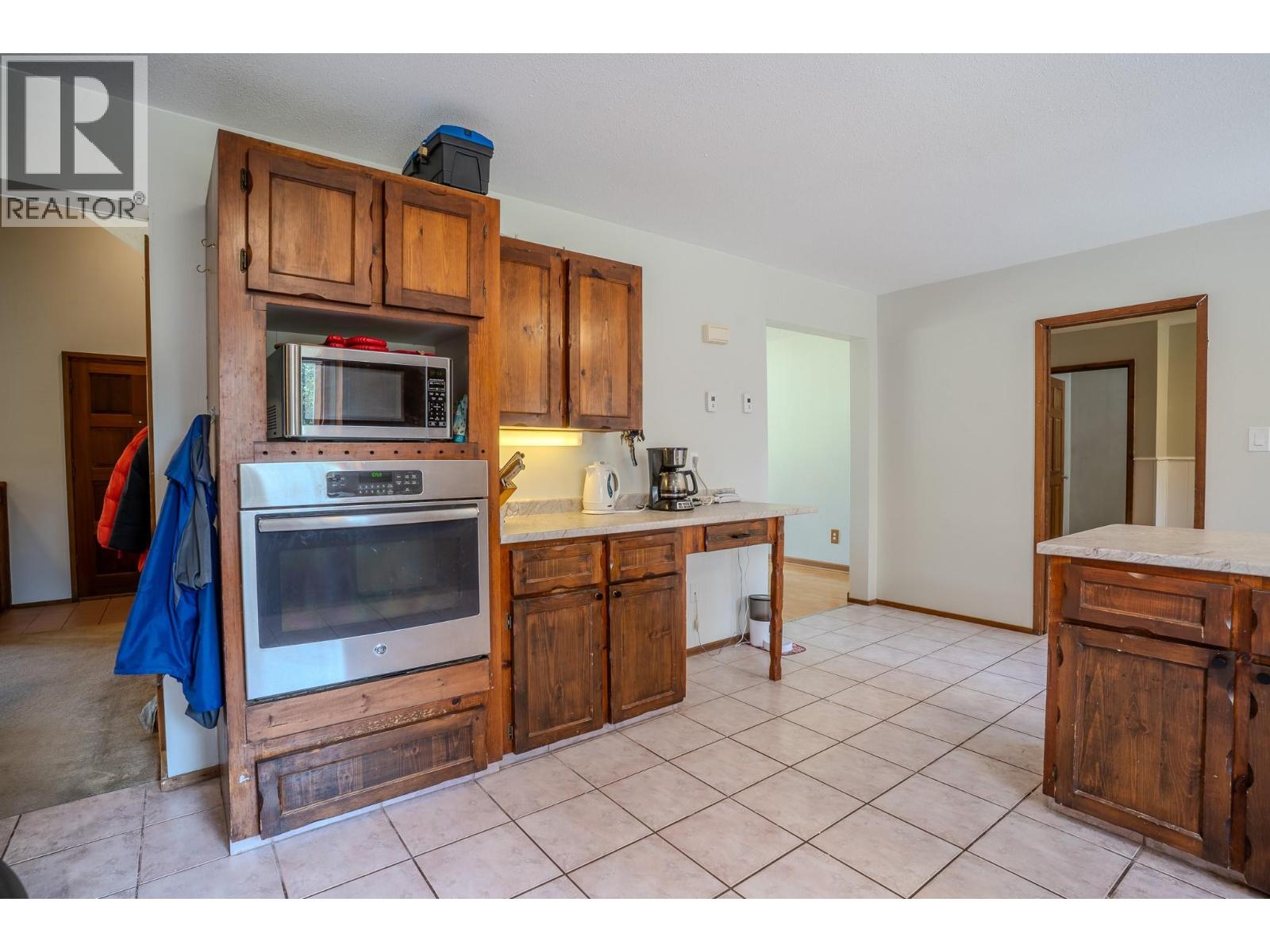 4289 DUNSMUIR Road - 14