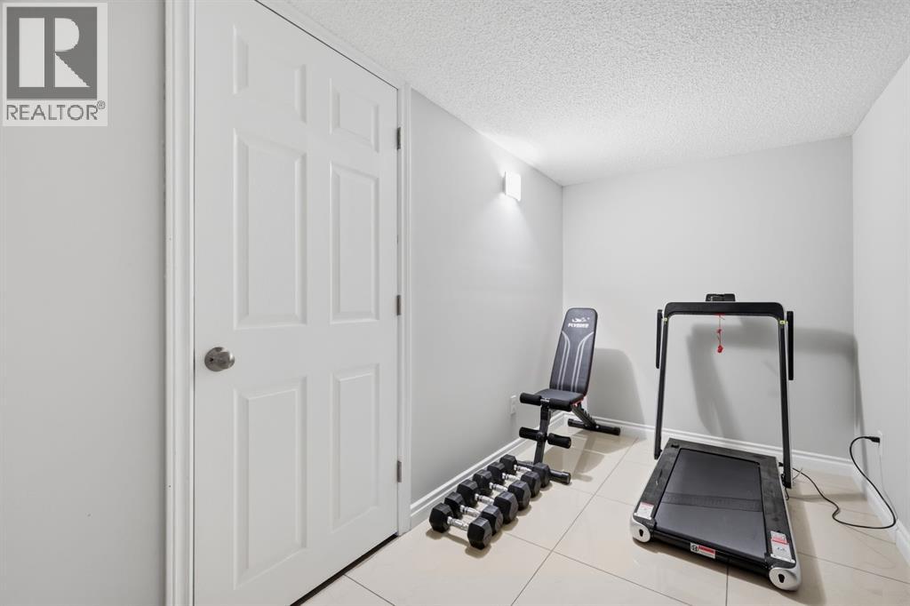 331 MILLVIEW Bay SW - 30