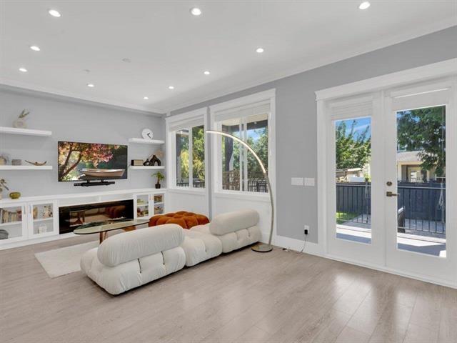 15456 RUSSELL AVENUE, White Rock